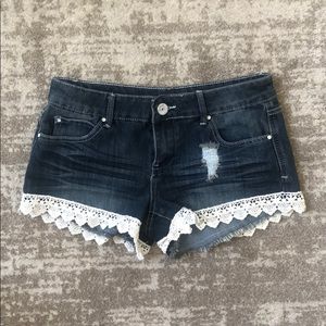 Cute jean shorts